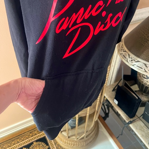 PANIC! AT THE DISCO Logo Cowl Neck Girls Pullover Hoddie M - Picture 9 of 11